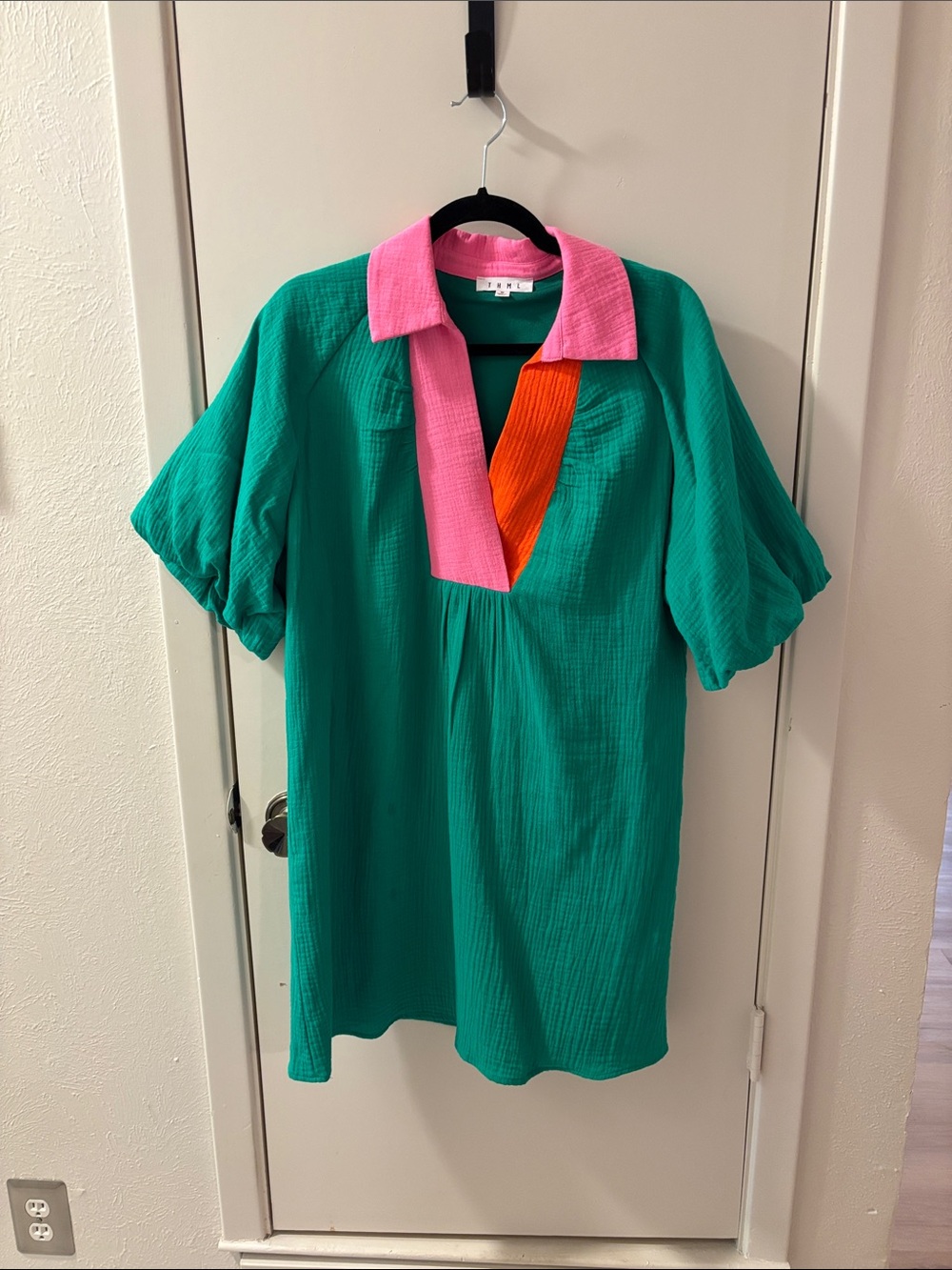 THML Green Contrast Collared V Neck Puff Sleeve Dress